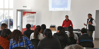 Jornada de fortalecimiento a emprendedores y emprendedoras