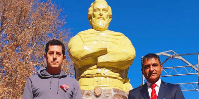 Ministro del Interior, Wado de Pedro junto al Intendente en el homenaje a Güemes